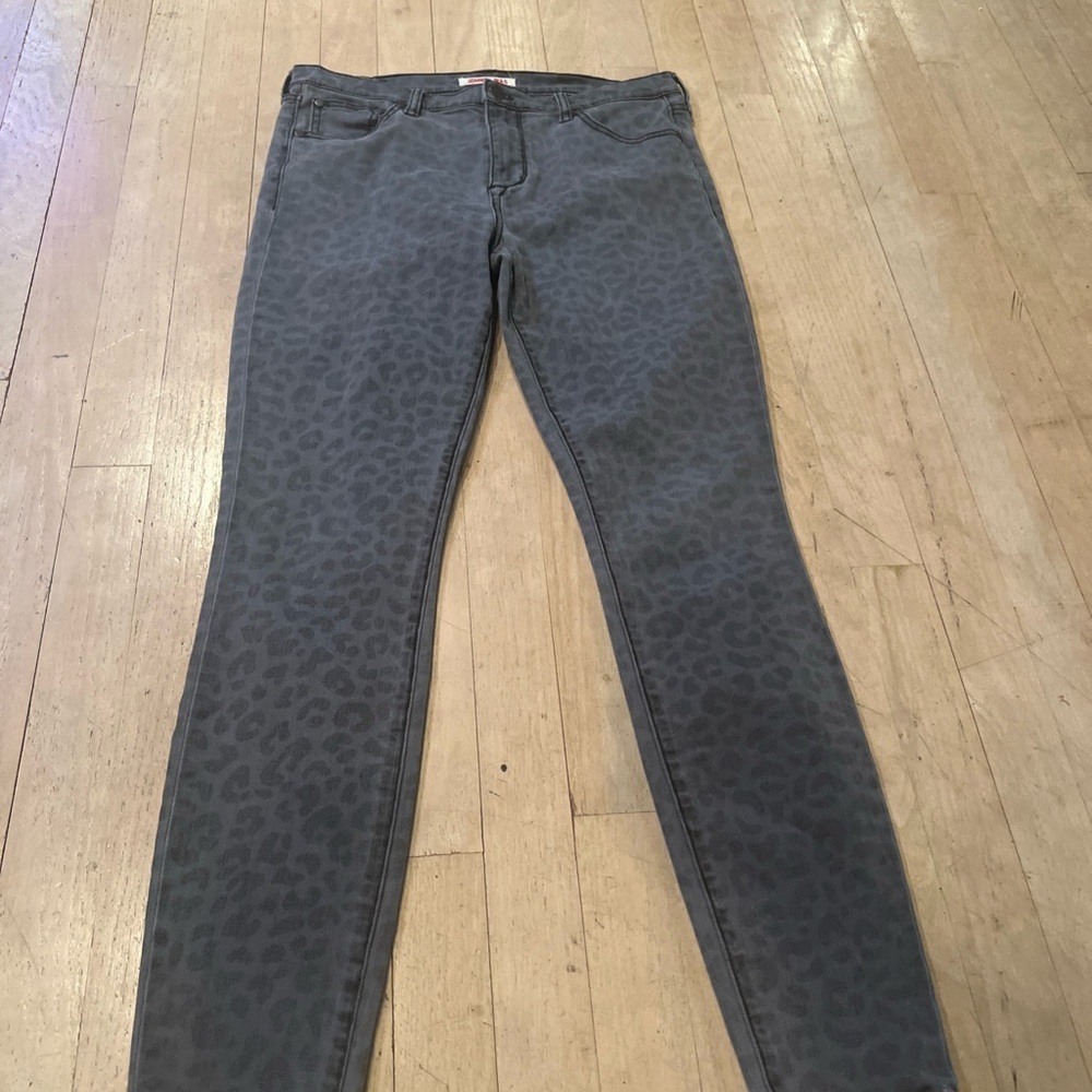 Johnny Was The Skinny Jean Womens Size 27 Animal Print - Picture 2 of 5